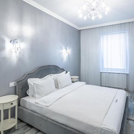 Romari Вічева 1 Apartment Lviv Exterior photo